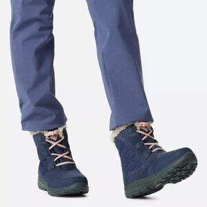 Columbia Ice Maiden Shorty Snow Boots Size 9.5 Nocturnal/Pink (discontinued)
